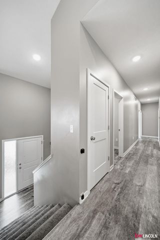 6121 S 97 Street, Lincoln, NE 68526