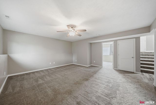 6121 S 97 Street, Lincoln, NE 68526