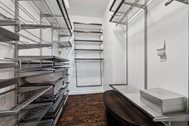 2207 Bancroft Street 1606, Houston, TX 77027