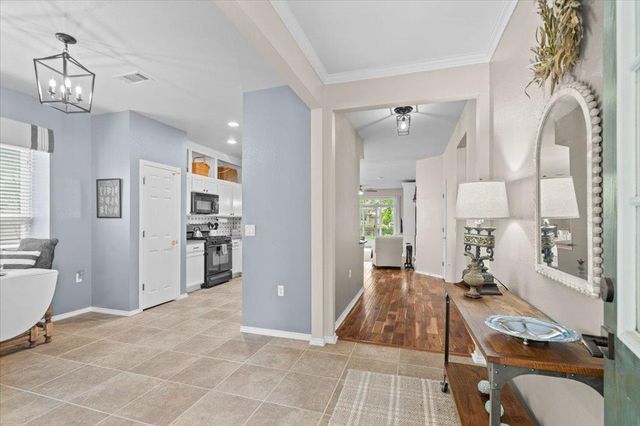 113 Honey Creek TRL, Georgetown, TX 78633