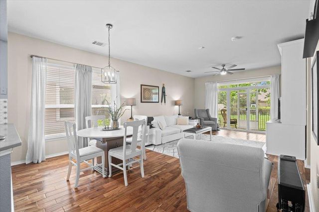113 Honey Creek TRL, Georgetown, TX 78633