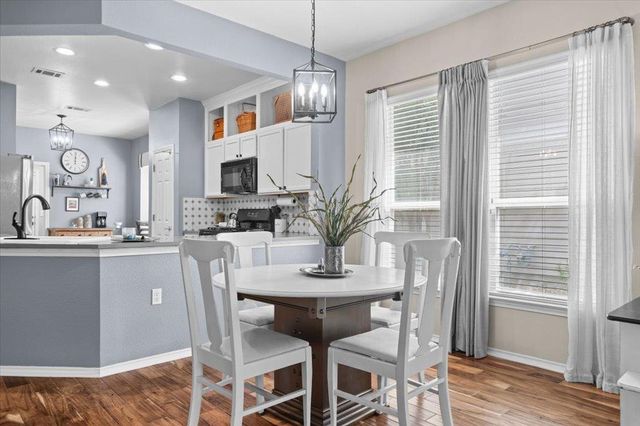 113 Honey Creek TRL, Georgetown, TX 78633
