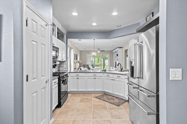 113 Honey Creek TRL, Georgetown, TX 78633