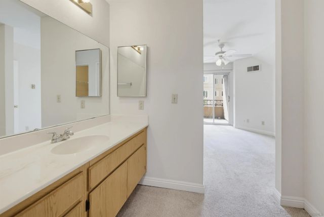 3550 Lebon Dr 6306, San Diego, CA 92122