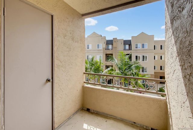 3550 Lebon Dr 6306, San Diego, CA 92122