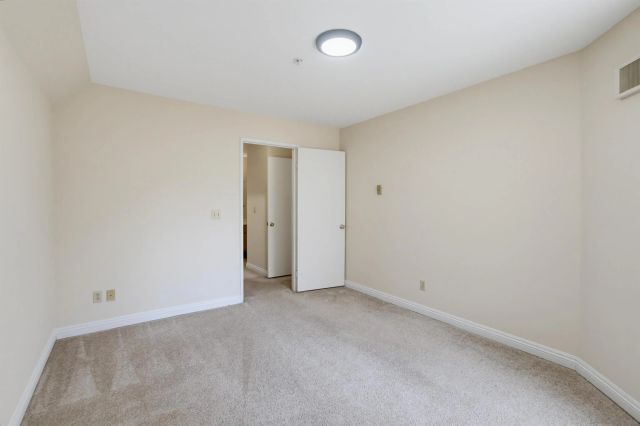 3550 Lebon Dr 6306, San Diego, CA 92122