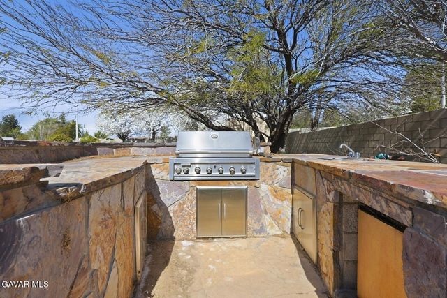 41861 Montallegro Street, Lancaster, CA 93536
