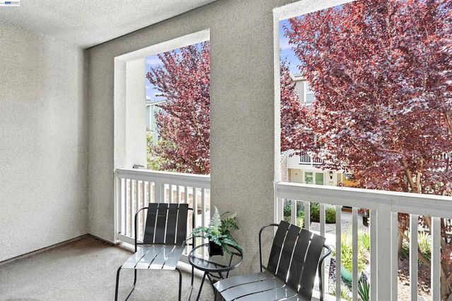 115 Maidenhair Ter, Sunnyvale, CA 94086