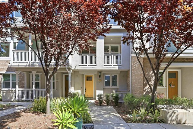 115 Maidenhair Ter, Sunnyvale, CA 94086