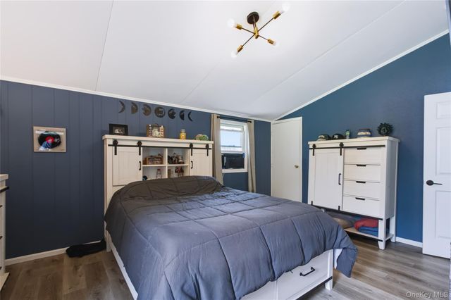 20 Seneca Lane, Milton, NY 12547
