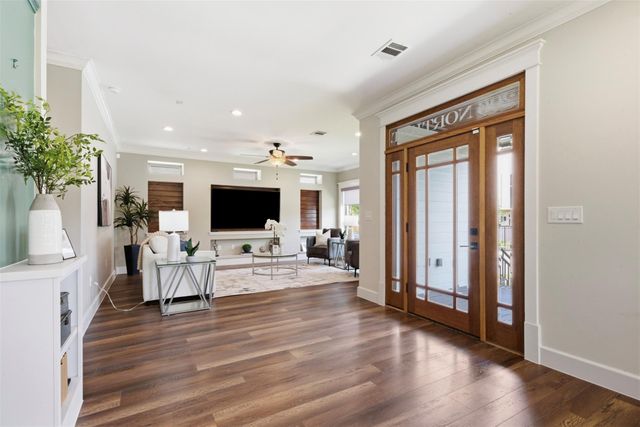 206 N Street, Houston, TX 77009