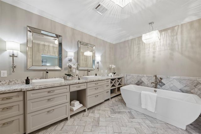 206 N Street, Houston, TX 77009