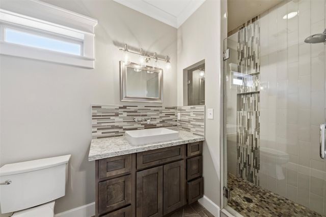 206 N Street, Houston, TX 77009