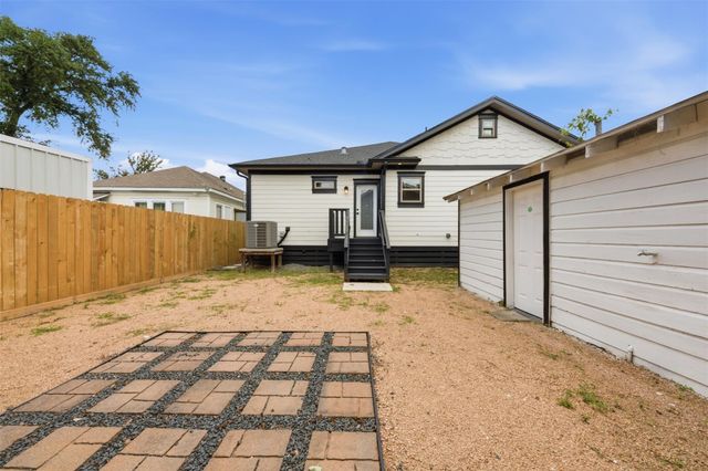 206 N Street, Houston, TX 77009