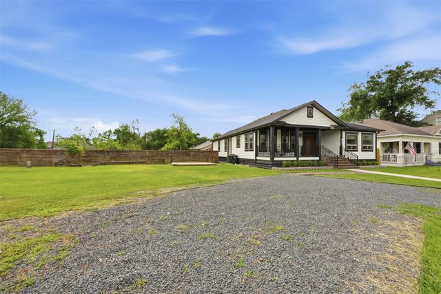 206 N Street, Houston, TX 77009