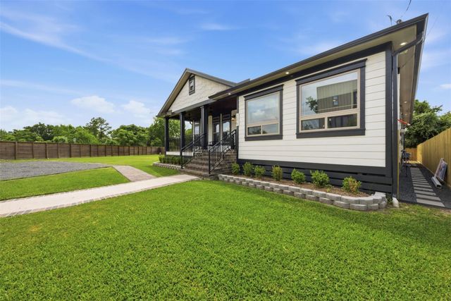 206 N Street, Houston, TX 77009