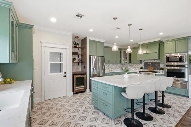 206 N Street, Houston, TX 77009