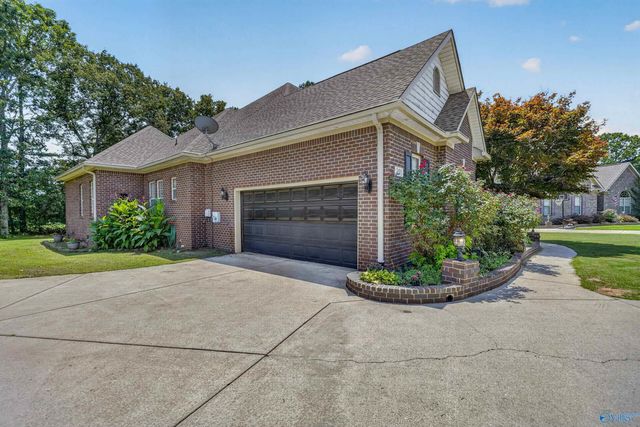 201 Chris Ryan Lane, Toney, AL 35773
