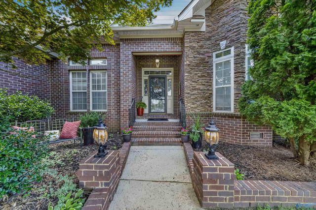 201 Chris Ryan Lane, Toney, AL 35773
