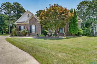 201 Chris Ryan Lane, Toney, AL 35773