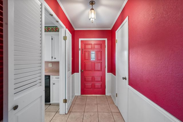 316 Mckinney Avenue, Corsicana, TX 75110