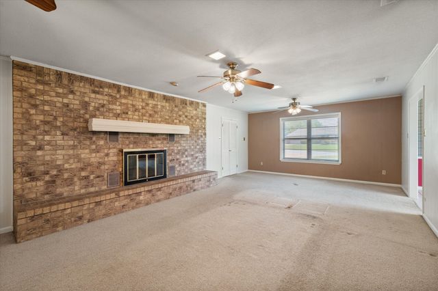 316 Mckinney Avenue, Corsicana, TX 75110