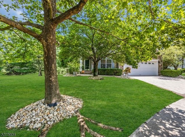 226 Osborne Ct, Franklin Twp., NJ 08873