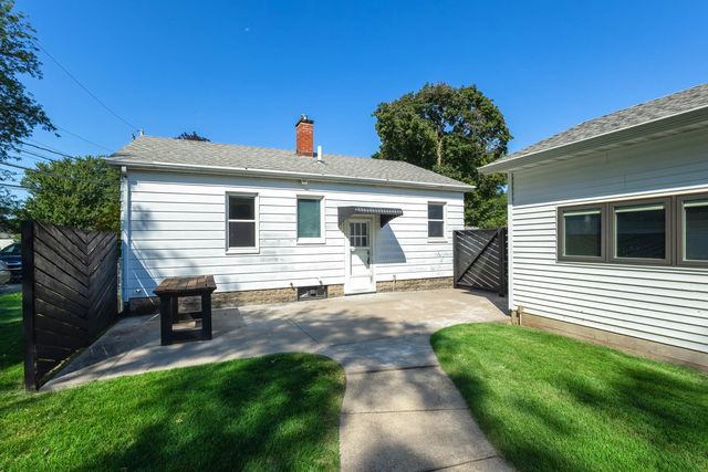 3714 12th Street, East Moline, IL 61244