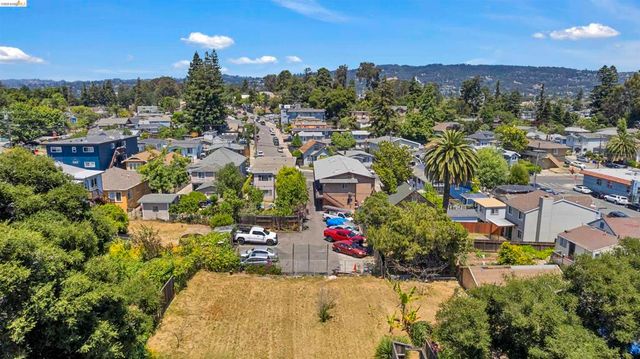 2529 E 27Th St, Oakland, CA 94601