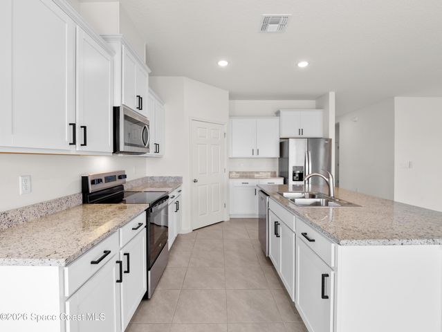 5388 Waterfall Place, Grant, FL 32949