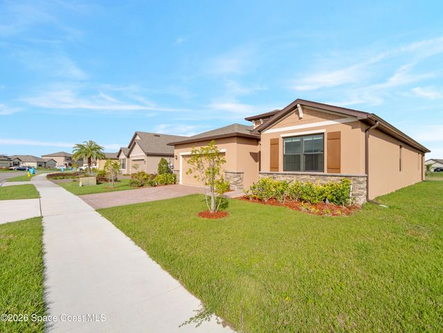 5388 Waterfall Place, Grant, FL 32949