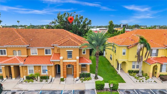 5266 PARADISE CAY CIRCLE, Kissimmee, FL 34746