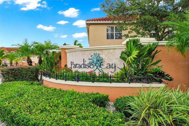 5266 PARADISE CAY CIRCLE, Kissimmee, FL 34746