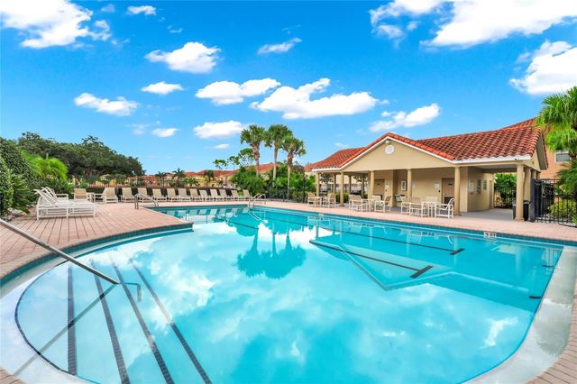 5266 PARADISE CAY CIRCLE, Kissimmee, FL 34746