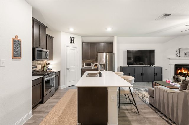 11028 Los Alamos Drive, Aubrey, TX 76227