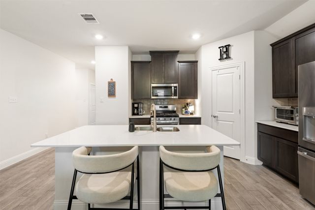 11028 Los Alamos Drive, Aubrey, TX 76227