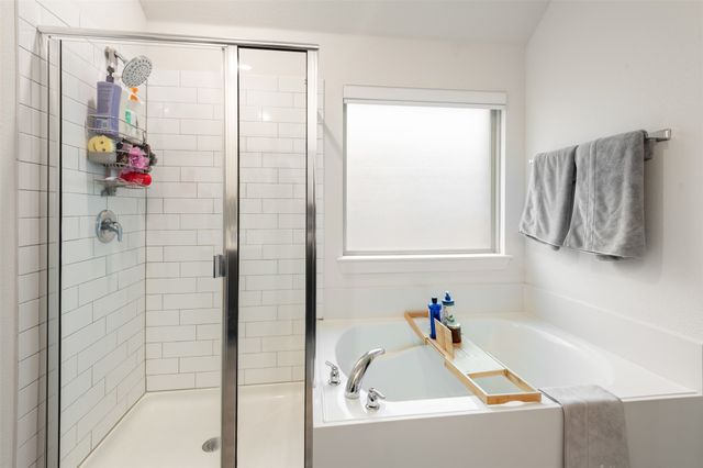 11028 Los Alamos Drive, Aubrey, TX 76227