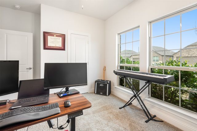 11028 Los Alamos Drive, Aubrey, TX 76227