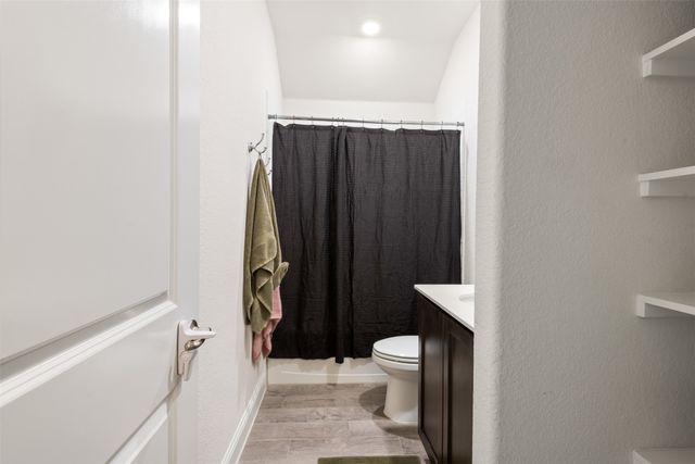 11028 Los Alamos Drive, Aubrey, TX 76227