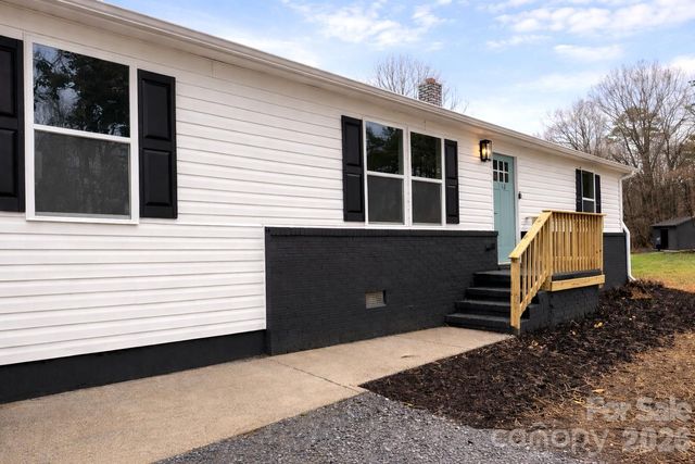 112 Harmony Trail, Gastonia, NC 28056