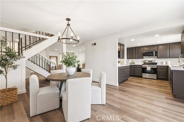 24603 Little Oak, Newhall (santa Clarita), CA 91321