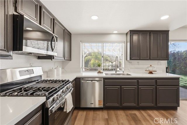 24603 Little Oak, Newhall (santa Clarita), CA 91321