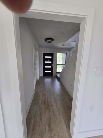 409 Brook Hollow Drive, Conroe, TX 77385