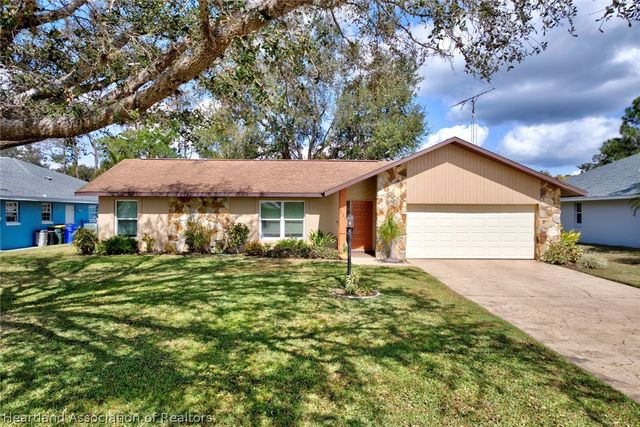 137 Delta Avenue, Lake Placid, FL 33852