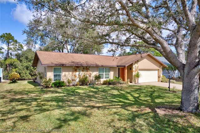 137 Delta Avenue, Lake Placid, FL 33852