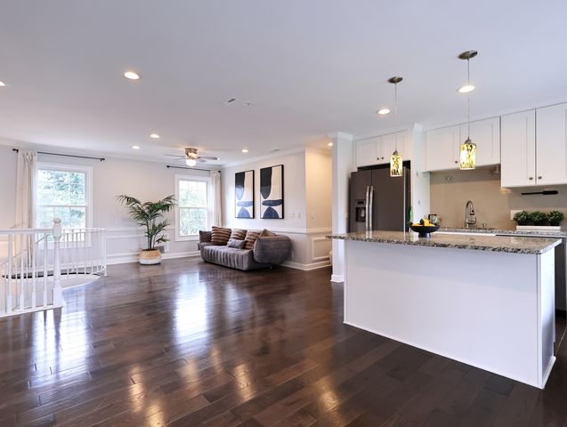 38 The Court of Greenway, Northbrook, IL 60062