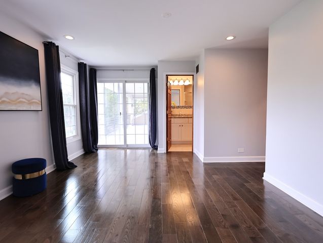 38 The Court of Greenway, Northbrook, IL 60062
