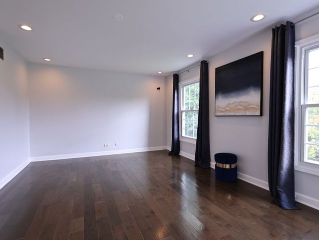 38 The Court of Greenway, Northbrook, IL 60062