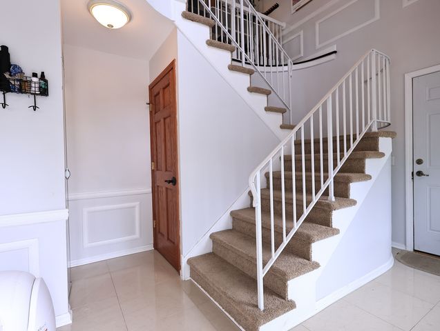 38 The Court of Greenway, Northbrook, IL 60062