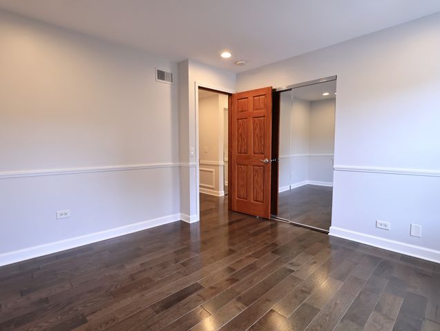 38 The Court of Greenway, Northbrook, IL 60062